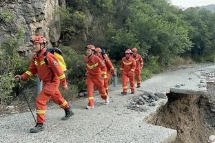 火记：按兵不动是因没太多值得出手的球员 伊森回归就是补强